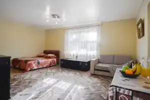 Chistaya Studiya Flat, Shakhty