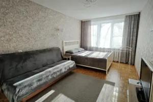 V Tsentre Flat, Tikhvin