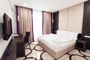 East Palace Hotel, Almaty