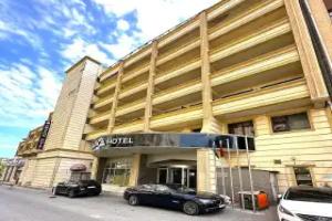 Amazon Hotel Baku, Baku