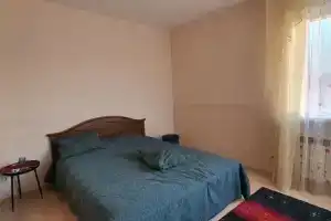 Bolshaya S Yevroremontom Flat, Aleksandrov