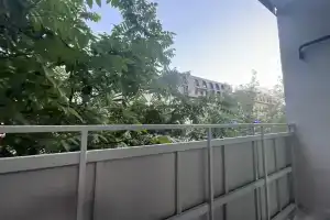 Dvukhkomnatnaya v Istoricheskom Tsentre Flat