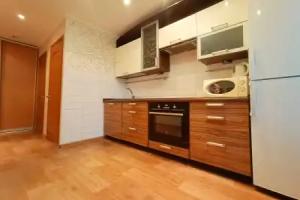 2kh Komnatnyye Na Sverdlova 48 Apartments, Togliatti
