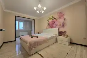 Na Pervom Etazhe, Prostornaya, Tsentr Pyatigorska Flat, Pyatigorsk