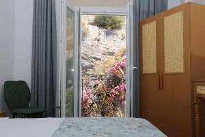 AtaÇesme Otel, Cesme