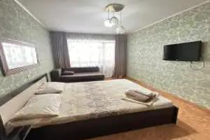 1komnatnye apartamenty Apartments, Achinsk