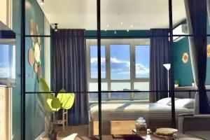 S Dizaynerskim Remontom Flat, Aksay