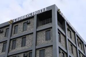 Clouds Hotel, Tashkent