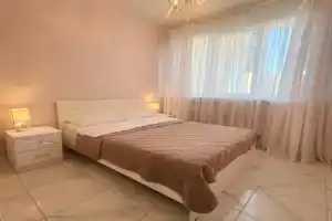 Yevrodvushka U Morporta Flat, Sochi