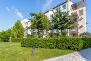 V morskom kvartale Apartments, Adler