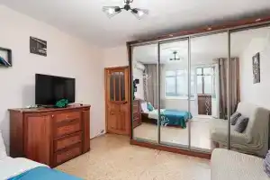 Prostornaya kvartira na 4-kh metro Maryino Apartments, Moscow