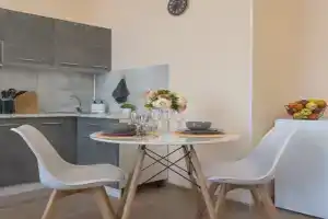 365 dney Flat, Ekaterinburg