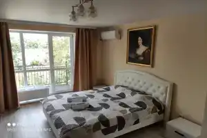 Na L'va Tolstogo 58 Apartments, Kerch