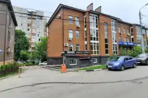 I-hotel, Tula