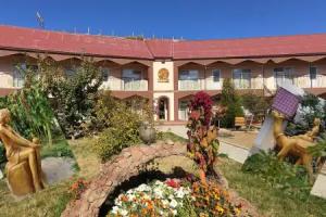 Otel' "Natalia", Kadzhi-Say