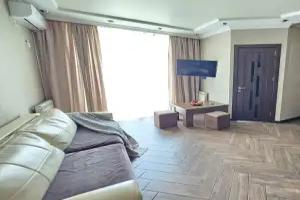 Dvukhkomnatnaya GR-2210 s vidom na zhivopisnye gory Flat, Batumi