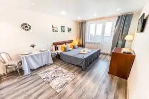 S zaseleniyem Lutshiy servis Posutochno50 Apartments, Lobnya