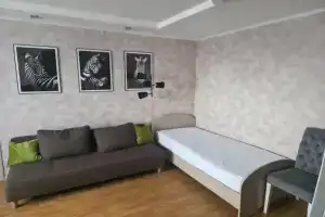 Pobedy 84 Flat, Kamensk-Uralsky