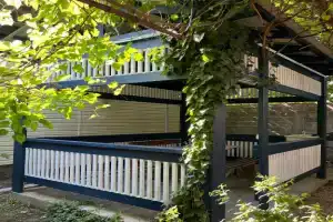 Volna Recreation Camp, Manaskent