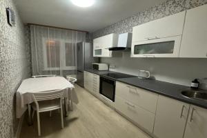 Dvukhkomnatnaya Na Lermontova Flat, Irkutsk