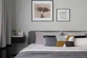 Lazurnaya Kvartira, Zarechnyy