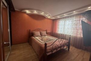 V Samom Tsentre Goroda Flat, Kurchatov