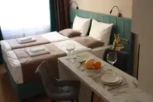 U metro Kirovskiy zavod Apartments 1, St. Petersburg