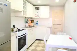 Na Prospekte Tsiolkovskogo 48 Apartments, Dzerzhinsk