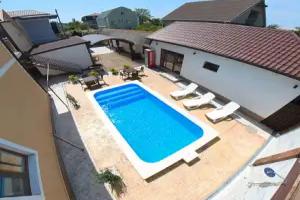 Feta Living Quarters, Vityazevo