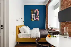 17Apartments - nomer 4 Apartments