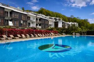 Semeynaya 3-kh Komnatnaya Skazka na Lichnom Lazurnom Beregu Flat, Sochi