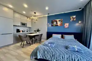 LS-Art Crystal Blue S Vidom Na More 13 etaj Apartments, Alushta