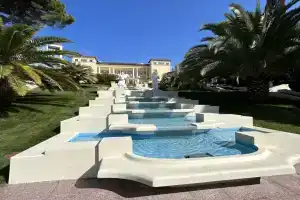 Apartments s Balkonom v Otele Kameliya, Sochi