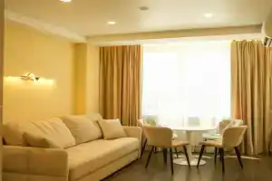 Garden Portye Delyuks Paradise S Vidom Na Bukhtu Omega 20 k.3 Apartments, Sevastopol