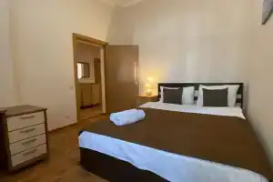 Dvukhkomnatnaya Na Belorusskoy Flat, Moscow