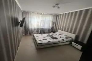 Na Zemskoy 6 Flat, Chekhov