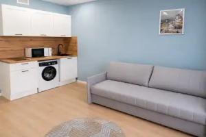 Svetlaya Studiya ryadom s Mega Belaya Dacha Apartments, Kotel'niki