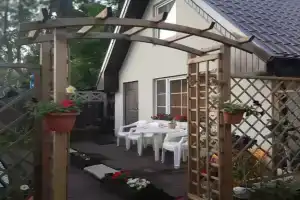 Listya Travyi Guest House, Baltiysk