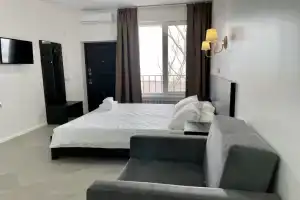 Vysota 15 Apartments, Kerch