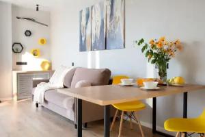 Na ul. Surikova Rjadom s ZhD Vokzalom Apartments, Kirov