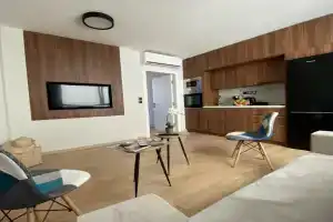 Filopappou Hill Suites Aparthotel, Piraeus