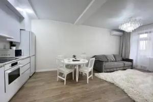 V Novom ZhK Irina Lux Apartments, Pavlodar