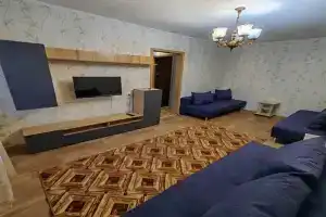 Dvukhkomnatnaya Na Metallurgov 15 Flat, Zarinsk