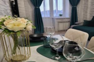 Shikarnaya na 4 Chelovek V Tsentre Abakana Flat, Abakan