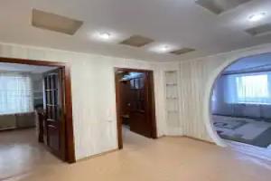 Trekhkomnatnye Apartments, Uralsk