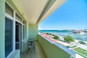 Apartments Ors Plyazh Omega S Vidom Na More 342, Sevastopol