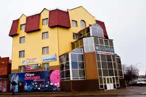Kristall Hotel