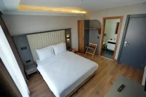 Shelton Airport Hotel, Arnavutkoy