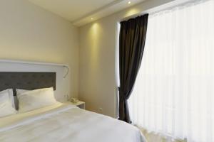 Alliance Palace by Grand City Apartment Hotel, Batumi