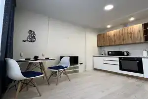 Stilnaya studiya na universitetskoy Flat, Chelyabinsk